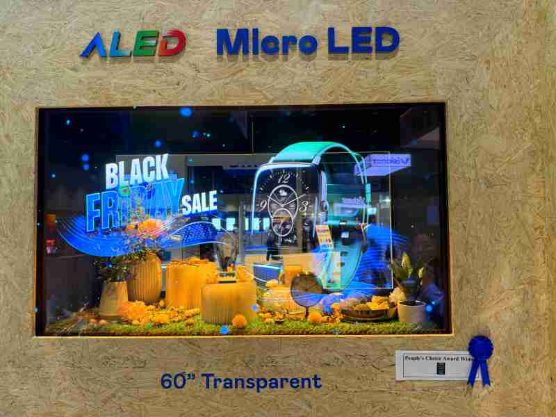 CG电子60吋高透明度Micro LED显示器获”最佳Micro LED技术应用奖”，，，，将Micro LED面板透明化之设计特性极致发挥，，以可扩展性无缝拼接技术打造，，具备600 nits全画面亮度、、大于60%穿透率及超过NTSC 110%的优异广色域表现，，可依需求灵活应用于各种场域